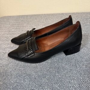 HISPANITAS - Leather Fringe Pointed Heeled Loafer